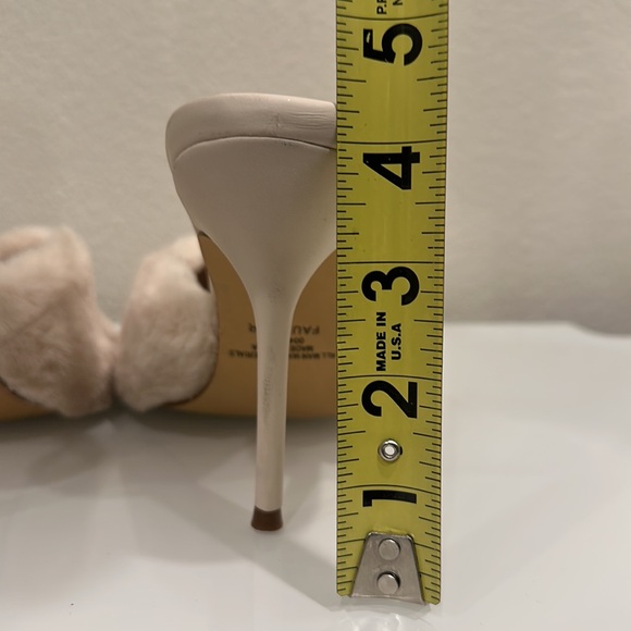 Fur Heels - Picture 8 of 8
